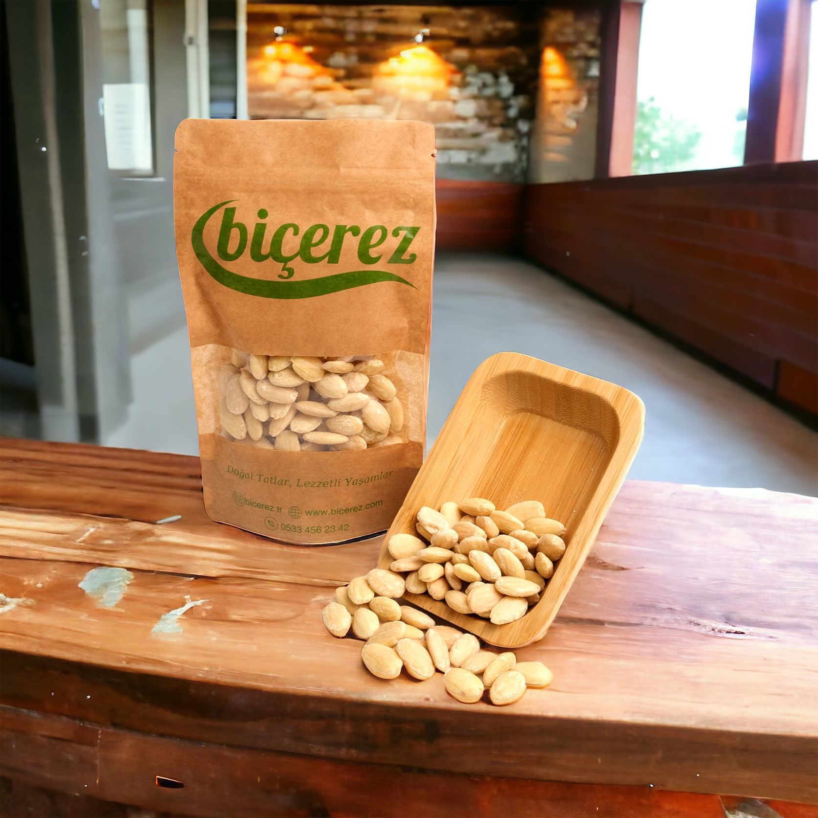 Vakumlu Taze Paket Soyulmuş Beyaz Badem Içi - Sağlıklı Atıştırmalık - 1 Kg